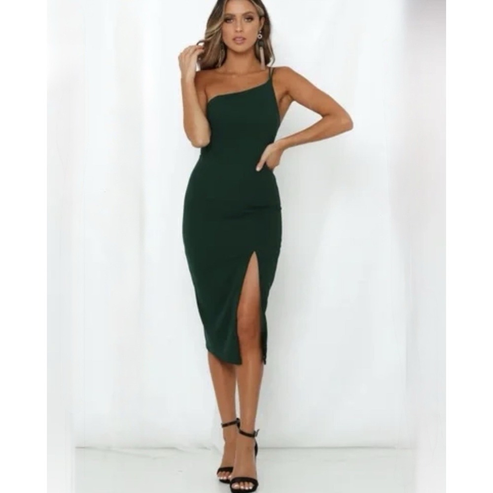 Hello Molly Dark Green One-Shoulder Midi Dress with Side Slit